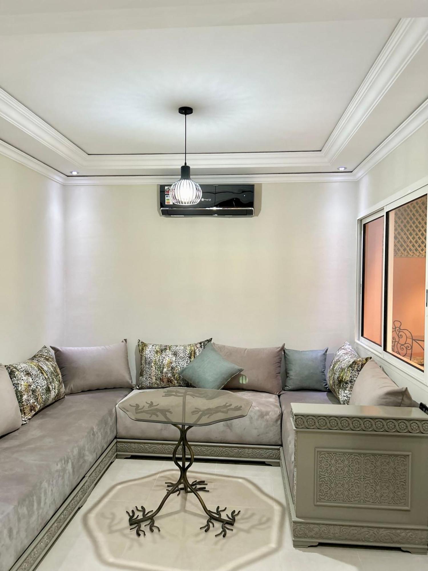 Appartement Duplex Elegant Et Calme Marrakech Menara Маракеш Екстериор снимка